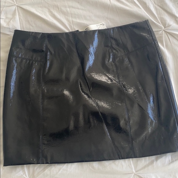Faux Vinyl Leather Mini Skirt - Picture 2 of 5